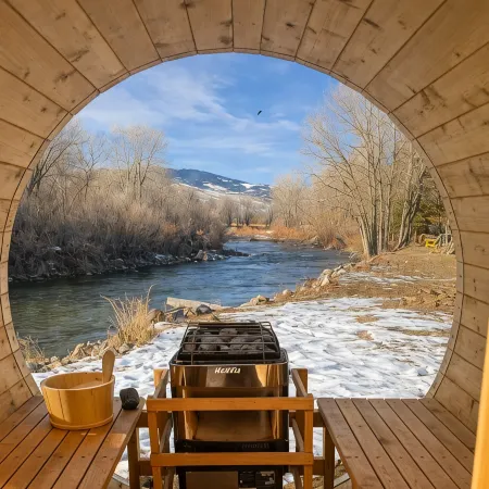 Chinook Winds Lodge