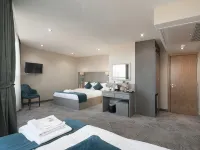 The Lion & Key Hotel Hotel di Leyton