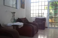Charming 3-Bedroom Apartment in Ricaurte - Villa Aurora - Apartments