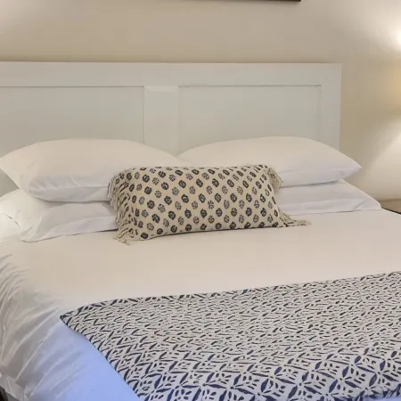 Rathtrevor Beach, Heated Pool + Hot Tub - Parksville B.C ... Sleeps 6