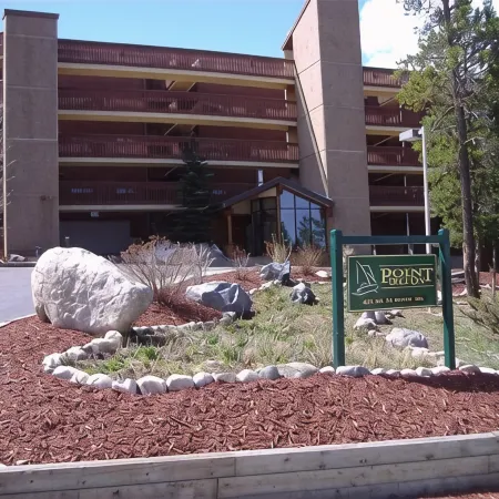 Premier Scenic Lakefront Luxury - Ski Country in the Heart of Colorado