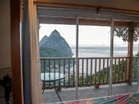 Majestic Villa, breathtaking view of famous Pitons, Ocean and Soufriere Town Hotels in Malgretoute