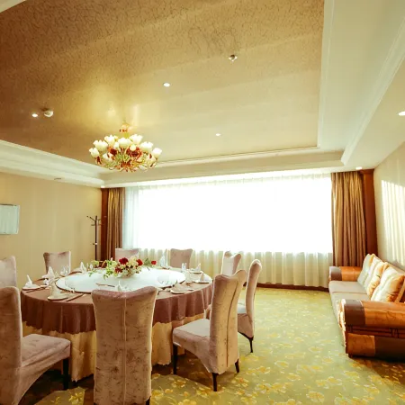 Wanyu Technology Park Hotel Отели рядом с достопримечательностью «Музей «Отряд 731»»