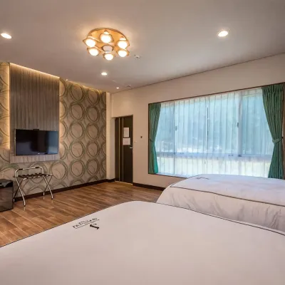 بلاك جاز إن Hotels near بولي واينري