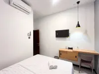 Urbanview Hotel Jackson Living near Stasiun Malang