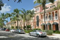 Close to parks, beaches and downtown Naples - บังกะโล