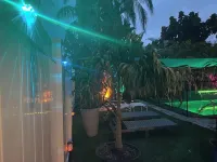 House Has Power ,Fast Wifi，Near Anna Maria Beach