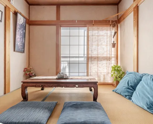 TOMO HOUSE - parking
