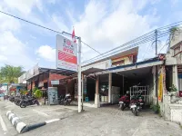 BC Inn near Senggigi Harbour RedPartner - 2-Star