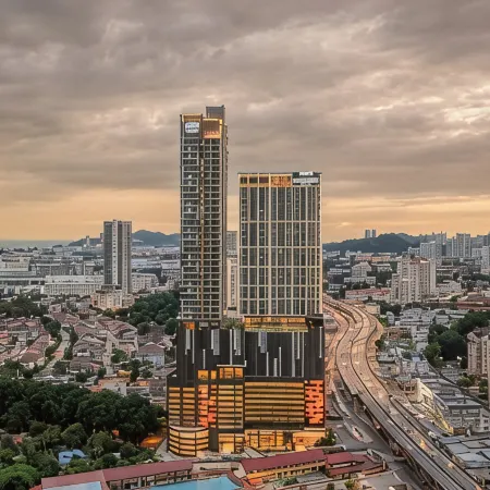 iconic seaview near airport bayan lepas 7pax luxury