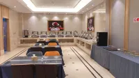 Vienna International Hotel (Shicheng Qinjiang Park) - breakfast