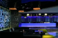 The Mira Hong Kong - Bares