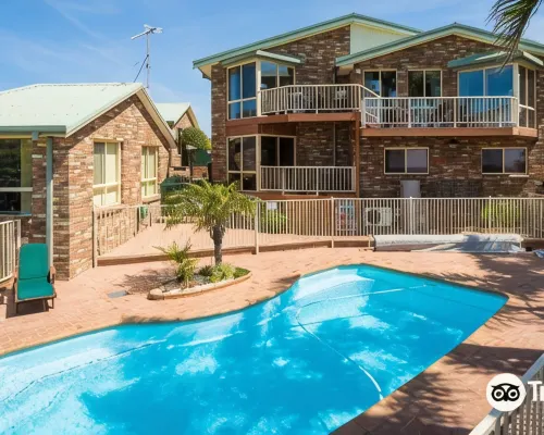 Captain's Quarters Bermagui Hotels in Bermagui