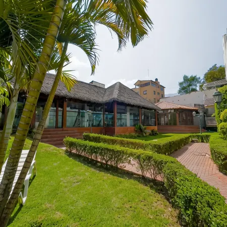 Avanti Hotel & Convention Center