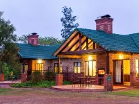 Greenway Woods Resort Hotels in White River