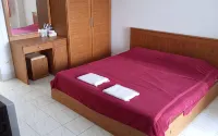 Thana Place Charunsanithwong 34 - Motels