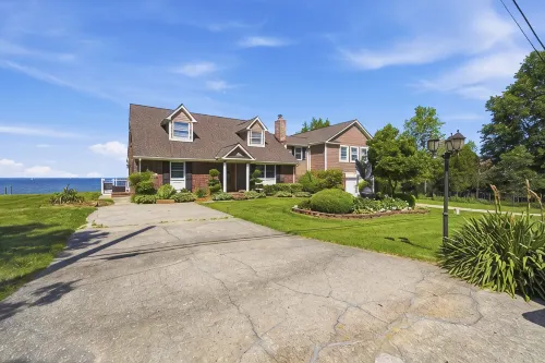 Waterfront Home on the Chesapeake Bay with Pier only 30 min from naval academy - Homestays
