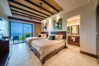 Manuel Antonio Luxury Villa – Fully Staffed 8 Br Estate with Chef, Ocean Views - Villas