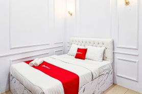 RedDoorz @ Villa Rose Brebes