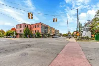 Chelsea Place: Premier Modern Downtown 2BR Loft - Apartments