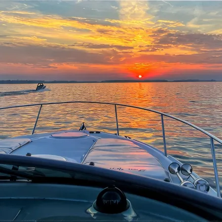 Coastal Living in the heart of St. Ignace.