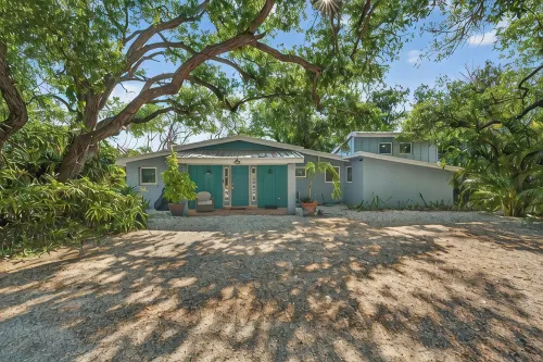 Miles of Private Gulf Beach-Luxury 4 Br-Pets Okay-Kayaks & Sups-Best Shark Teeth - 鄉村度假屋