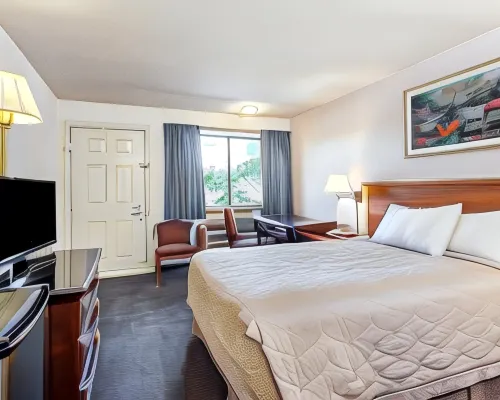 Econo Lodge Edmonds North Seattle Hotels in Edmonds