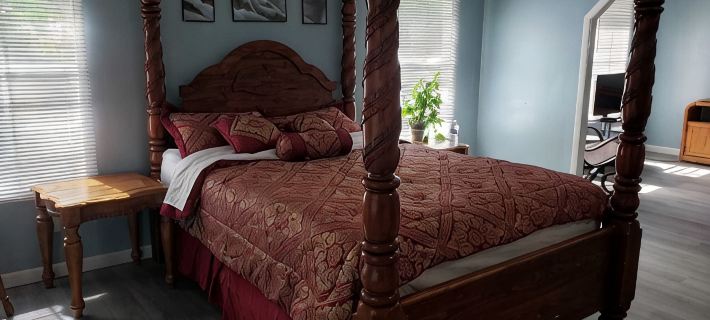 Secluded Home near Chincoteague Island with VB&BB Hotels in Accomack County