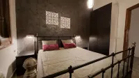 2 bedrooms, 1 living room with kitchen, shower/WC, terraces, Garden, Parking - 2-Star