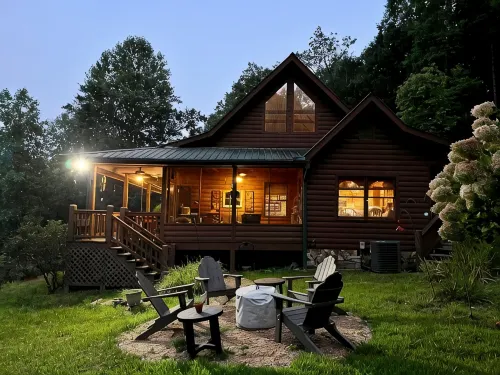 Rocky Top - Bunk/Game Room/Hot Tub/Mountain View - 3-Star