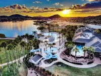 New! Peaceful, clean, heated pool, lake 2 blocks, outdoor bed swing - 방갈로