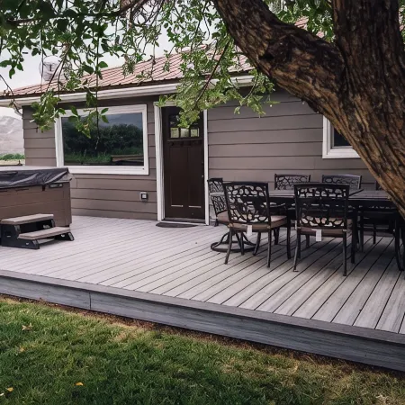 Cozy stay at the “Country Farmhouse Sleeps 12