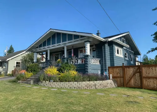 102 year old Craftsman Home