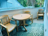 Ocean front with stunning views!! Gardens, trails, pools, and more. Pure beauty! Hotele w: Nanaimo E