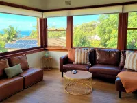 Calypso on Collins - Ocean Views, Town Centre Hotel a Kiama