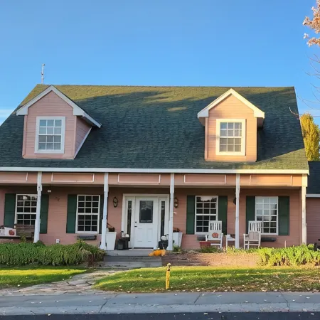 Alegria! Five Bedroom Colonial Style Home Conveniently Located! Pet Friendly!