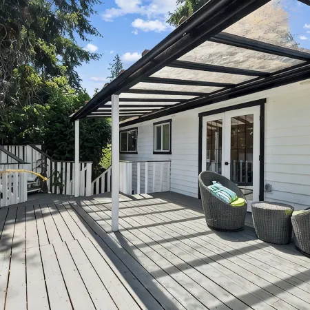Charming 2-bedroom house in wonderful Burien with 500mbps  speed WiFi,