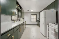 Art Deco 2 Bedroom Home