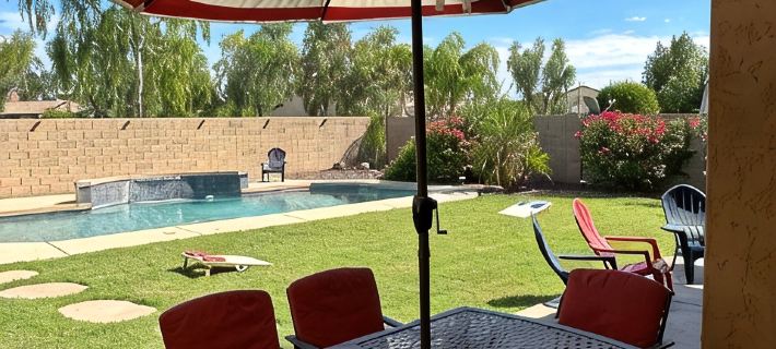 BlueSkySurprise-Large Family home with pool in Surprise Hotels in Surprise