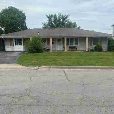Peaceful/Spacious Downtown home Branson near Lake Taneycomo w/great amenities Hotel Exterior