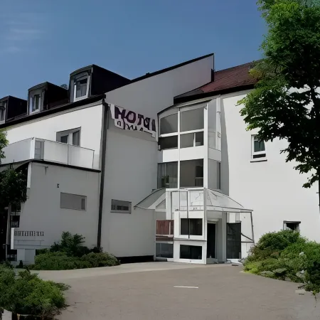 Hotel Blutenburg Отели рядом с достопримечательностью «Пазинг-Оберменцинг»