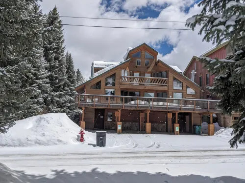 Walk to Winter Park Lifts - Private Hot Tub - Pet Friendly - Custom Duplex - Boutique