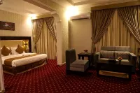Golden Rest Hotel - 3-Star