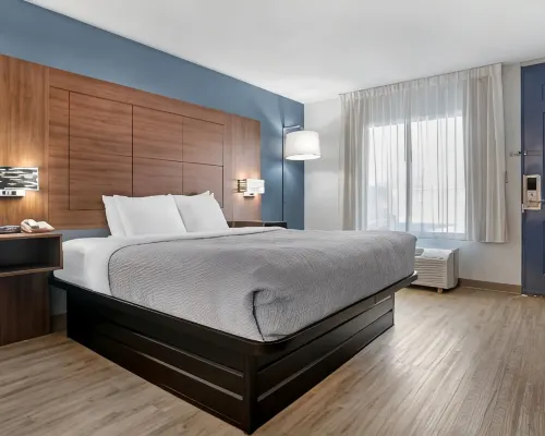 Quality Inn & Suites Near Lake Eufaula Hotels in Eufaula