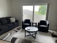 SNL New condominium one block from West Bay. Great location. - 4-Star