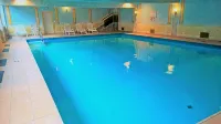 Spacious beach apartment in a quiet location with pool and sauna - Pools