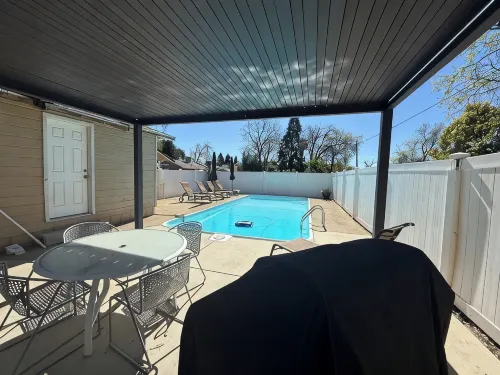 Central 3-bedroom house in Redding with Pool & Vintage Bar Room