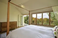 Spectacular Stowe Home for Fun Family Vacations! Eco friendly/ EV Charging!