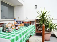 Apartment Directly on the Beach with Air Conditioning and Terrace, Pets Allowed