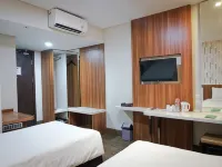 Harmoni Hotel Garut Hotels near Cipanas